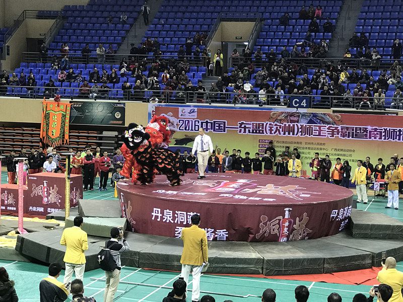 保定狮子擂台争霸视频